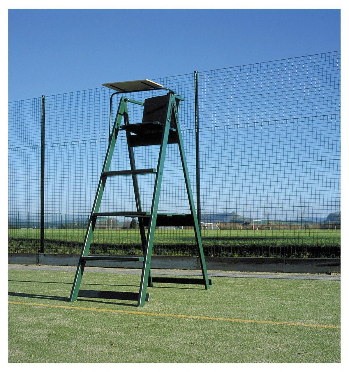 Edwards Show Court Umpire's Chair 1 Edwards Show Court Umpire's Chair